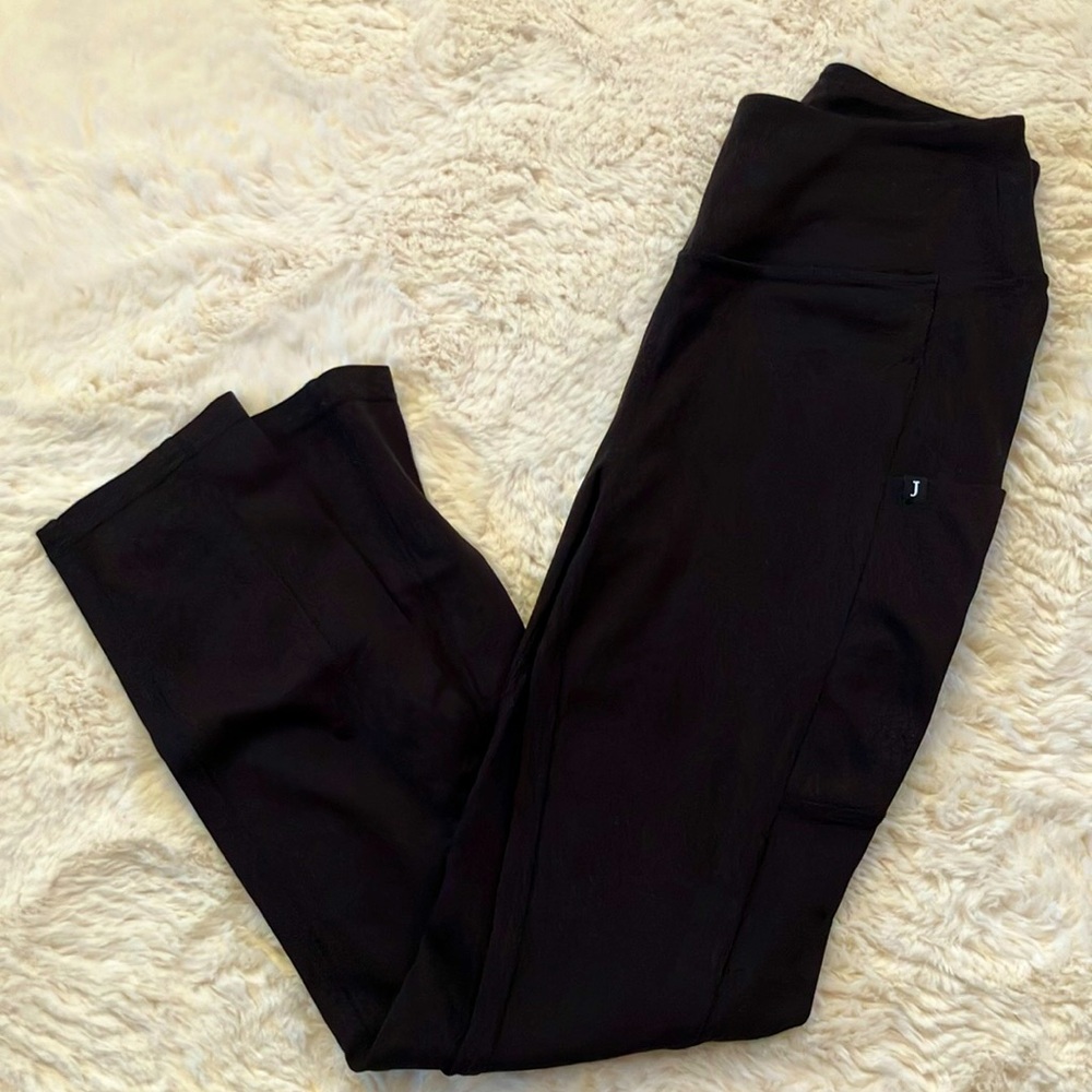 Jaanuu Skinny Yoga Scrub Pants
